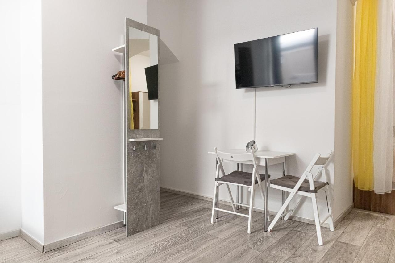 Pleasing Room Hauptbahnhof With Best Location Wien Exterior foto