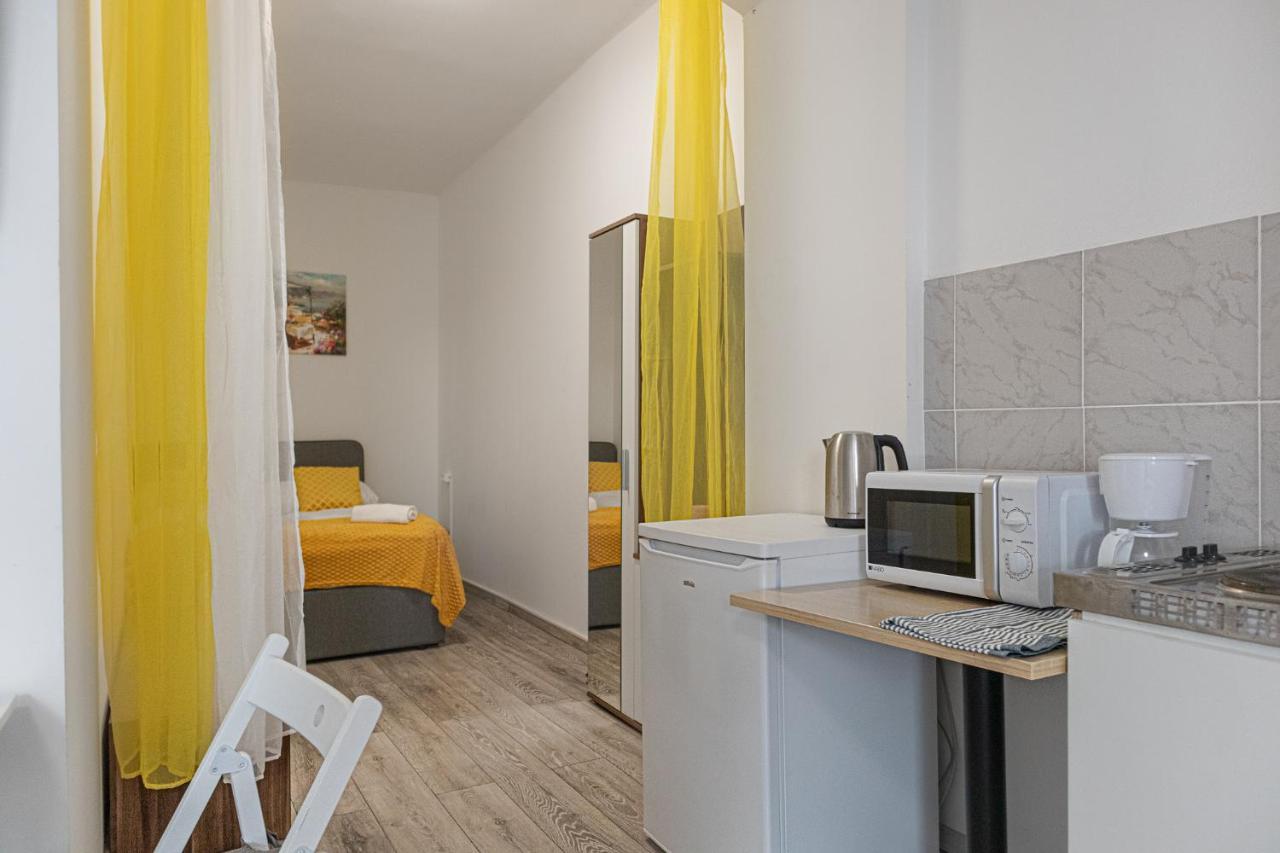 Pleasing Room Hauptbahnhof With Best Location Wien Exterior foto
